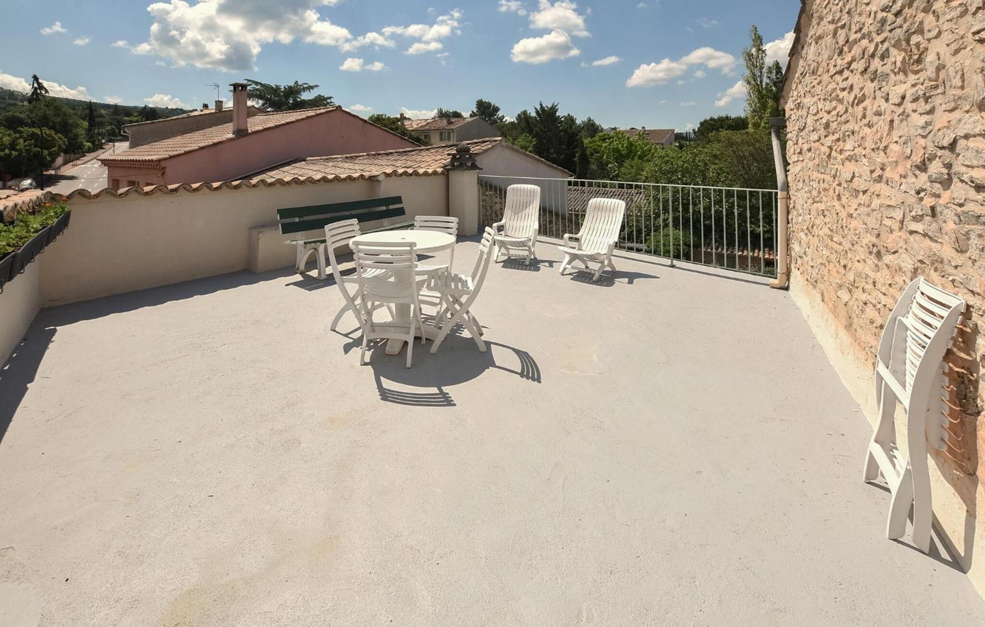 2 Bedroom Gorgeous Home In Villes-Sur-Auzon Dış mekan fotoğraf